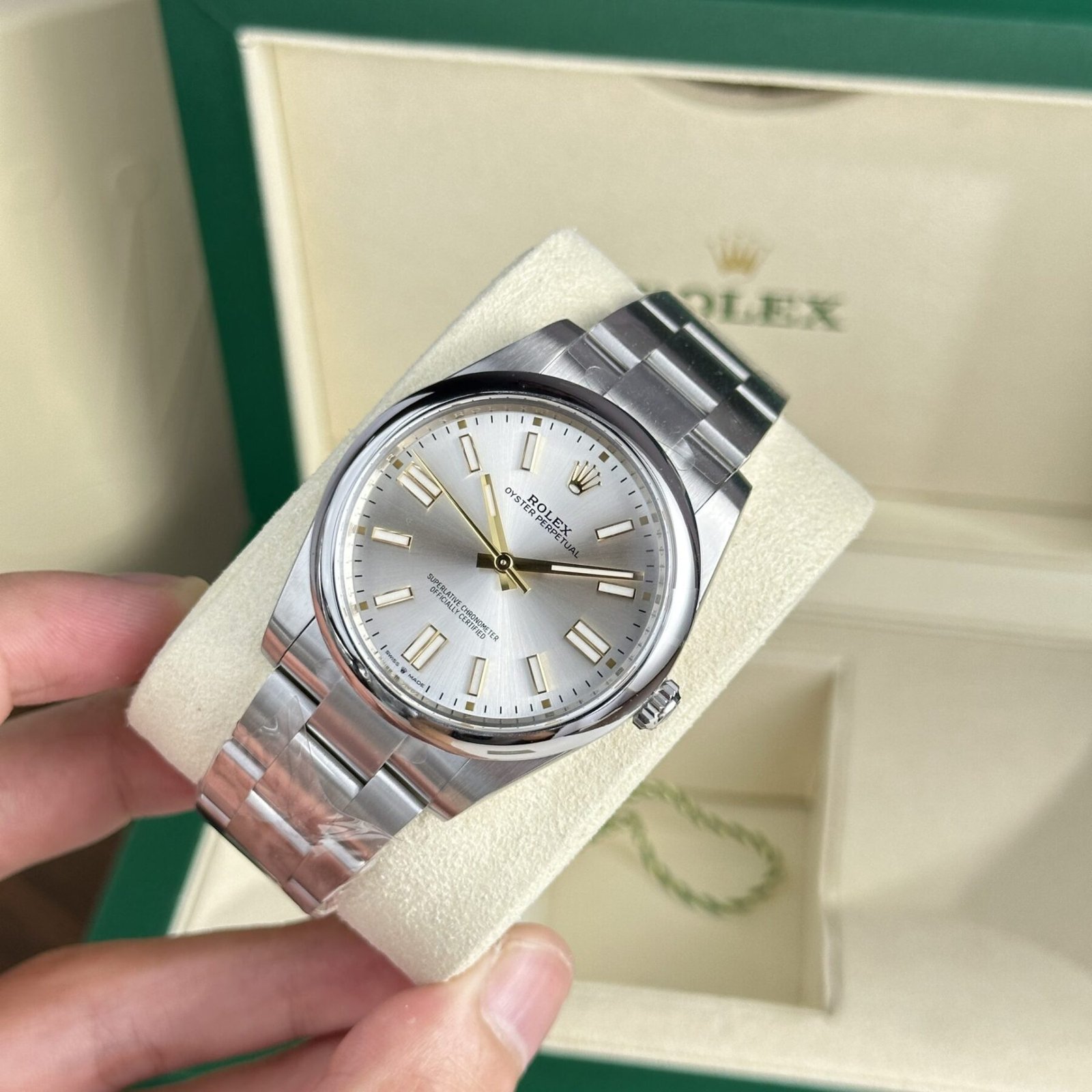 1750588125-58-1.jpg Rolex Oyster Perpetual 124300 904L Steel Silver Dial 41mm Oyster Super Clone - 图片 1