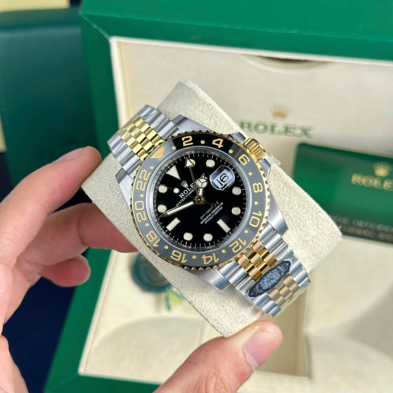 1750588130-60.jpg Rolex GMT-Master II 126713GRNR SS/YG Plated Black Dial 40mm Jub Super Clone - 图片 1