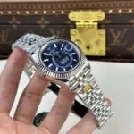 Rolex Sky-Dweller 326934 316L Steel Blue Dial 42mm Jub AAA Replica - 图片 3