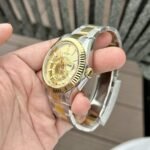 Rolex Sky-Dweller SS/YG Plated Champagne Dial 42mm Oyster NBF Replica - 图片 3