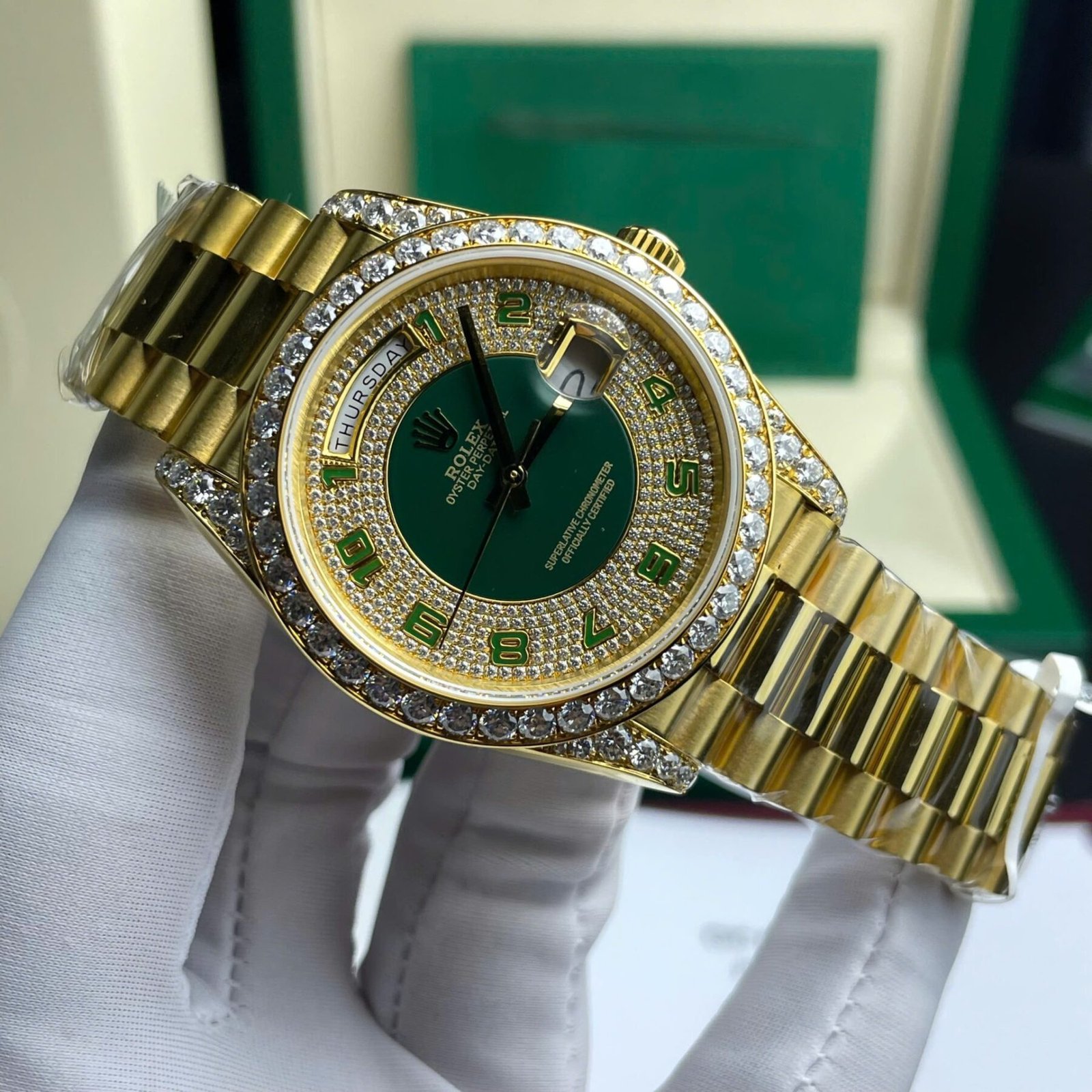 1750588646-256-1.jpg Rolex Day-Date YG Plated Diamond Green Dial 40mm Super Clone - 图片 1