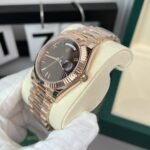Rolex Day-Date 228235 RG Plated Chocolate Dial 40mm Super Clone - 图片 3