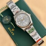 Rolex Oyster Perpetual 124300 316L Steel Silver Dial 41mm Oyster KGF Replica - 图片 2