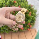Rolex Day-Date YG Plated Champagne Dial CZ Diamonds 40mm AAA Replica - 图片 4
