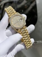 Rolex Day-Date YG Plated Diamond Dial Baguette Diamond 40mm Super Clone - 图片 3