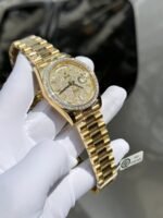 Rolex Day-Date YG Plated Diamond Dial Baguette Diamond 40mm Super Clone - 图片 5