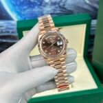 Rolex Day-Date RG Plated Chocolate Dial CZ Diamonds 40mm EWF Replica - 图片 2