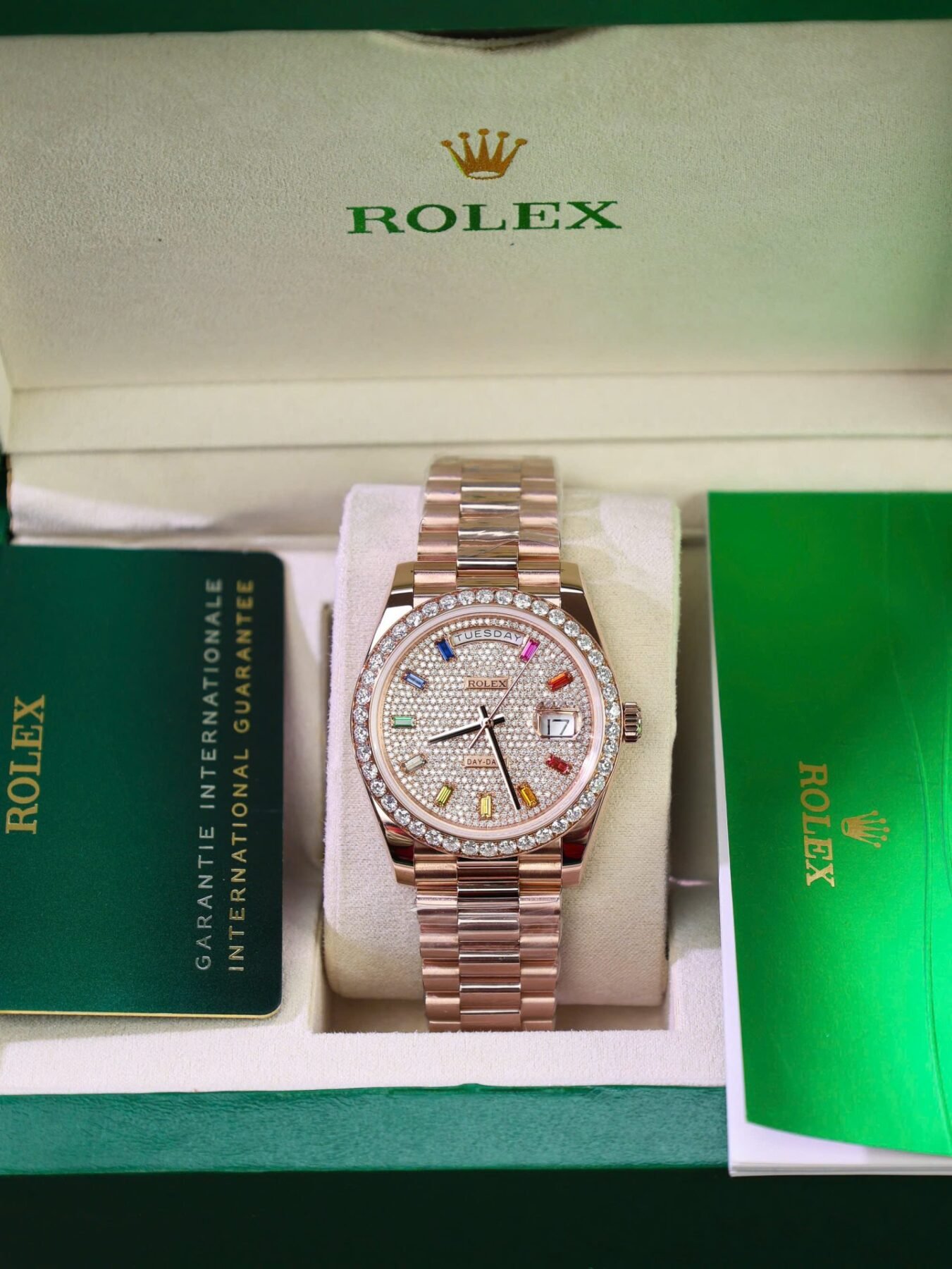 1750589273-496-1.jpg Rolex Day-Date RG Plated Gem-set Bezel Diamond Dial 40mm Super Clone - 图片 1