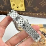 Rolex Land-Dweller 127236 Ice-Blue Honeycomb-Motif Dial 36mm Replica - 图片 3