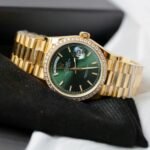 Rolex Day-Date YG Plated Green Dial With Diamonds 36mm Super Clone - 图片 3