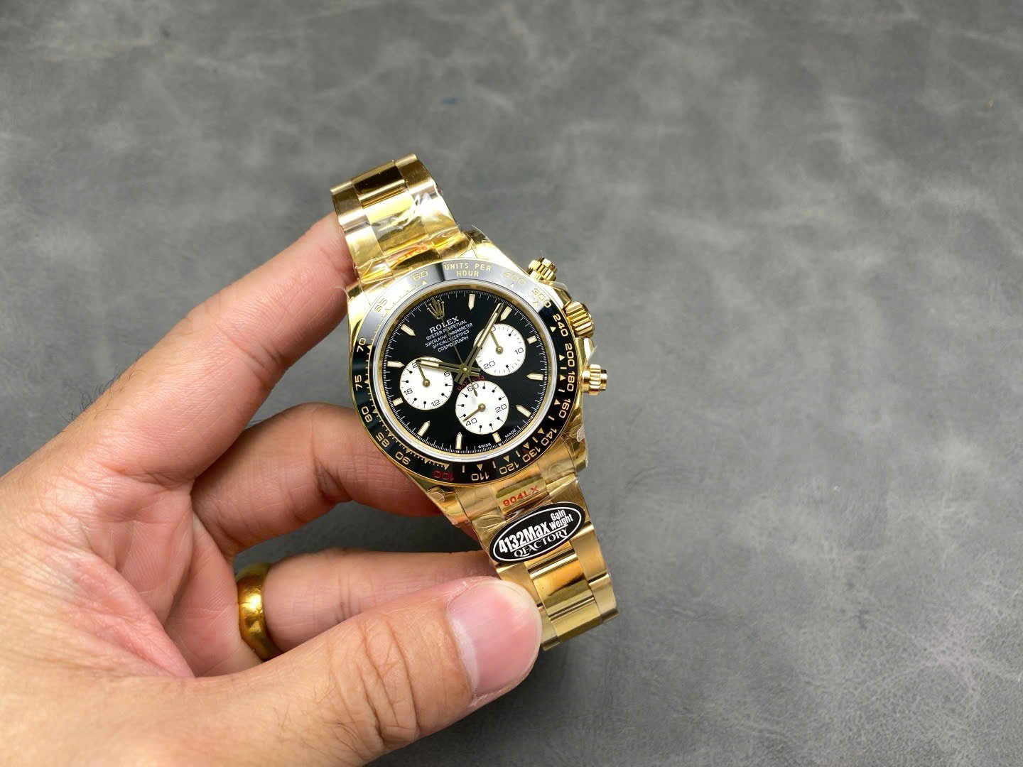 1750589559-596.jpg Rolex Daytona 126528LN Le Mans 100th Year YG Plated Black Dial 40mm Oyster Super Clone - 图片 1